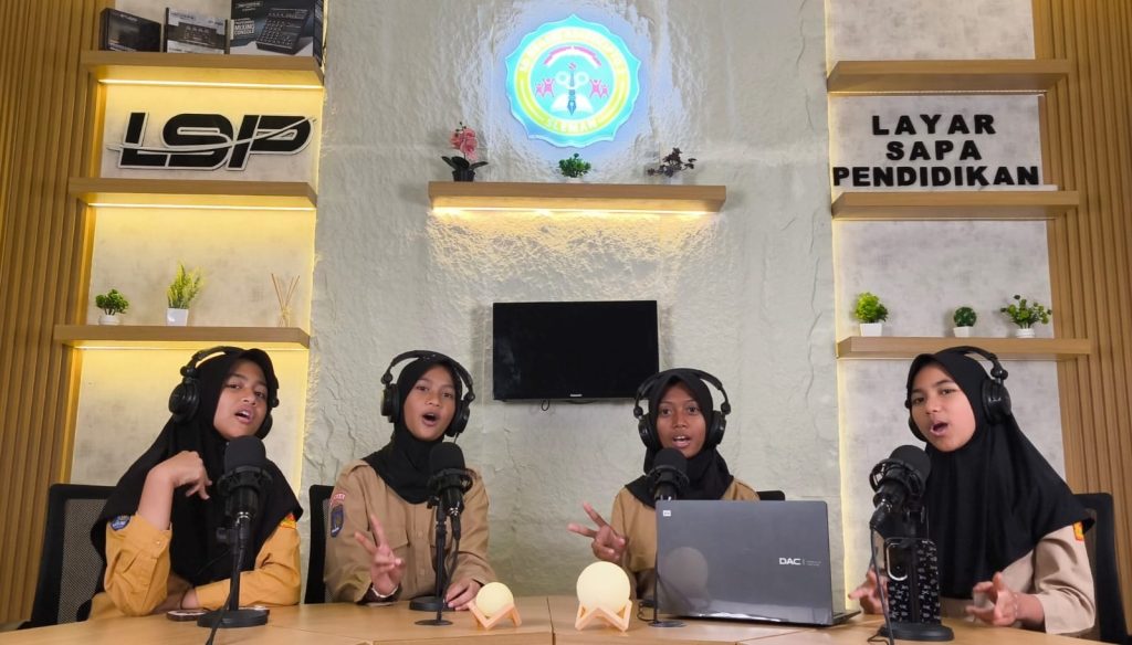 SD Negeri Adisutjipto 2 Luncurkan Konten Perdana Podcast Siswa